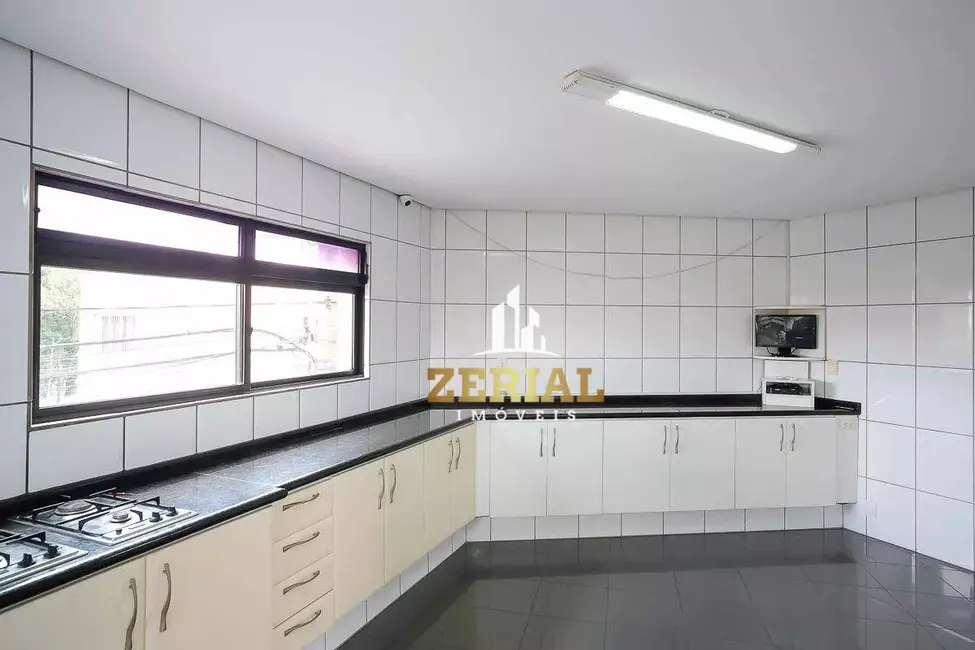 Foto 9 de Sobrado com 3 quartos para alugar, 290m2 em Santa Maria, Sao Caetano Do Sul - SP