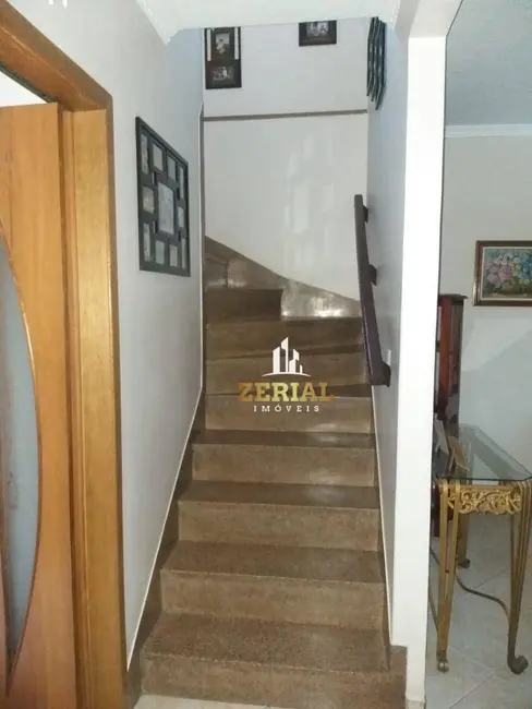 Sobrado com 3 quartos à venda, 125m2 em Sao Bernardo Do Campo - SP - imagem 4 Foto 4 de Sobrado com 3 quartos à venda, 125m2 em Sao Bernardo Do Campo - SP