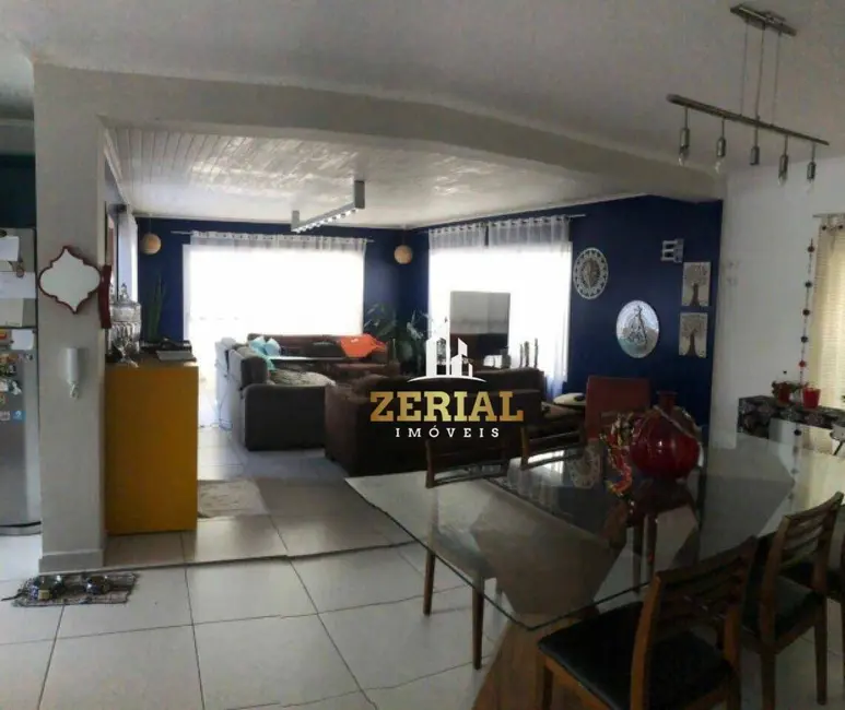 Sobrado com 3 quartos à venda, 354m2 em Jardim São Caetano, Sao Caetano Do Sul - SP - imagem 2 Foto 2 de Sobrado com 3 quartos à venda, 354m2 em Jardim São Caetano, Sao Caetano Do Sul - SP