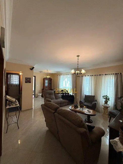 Sobrado com 5 quartos à venda, 147m2 em Vila Zelina, São Paulo - SP - imagem 2 Foto 2 de Sobrado com 5 quartos à venda, 147m2 em Vila Zelina, São Paulo - SP