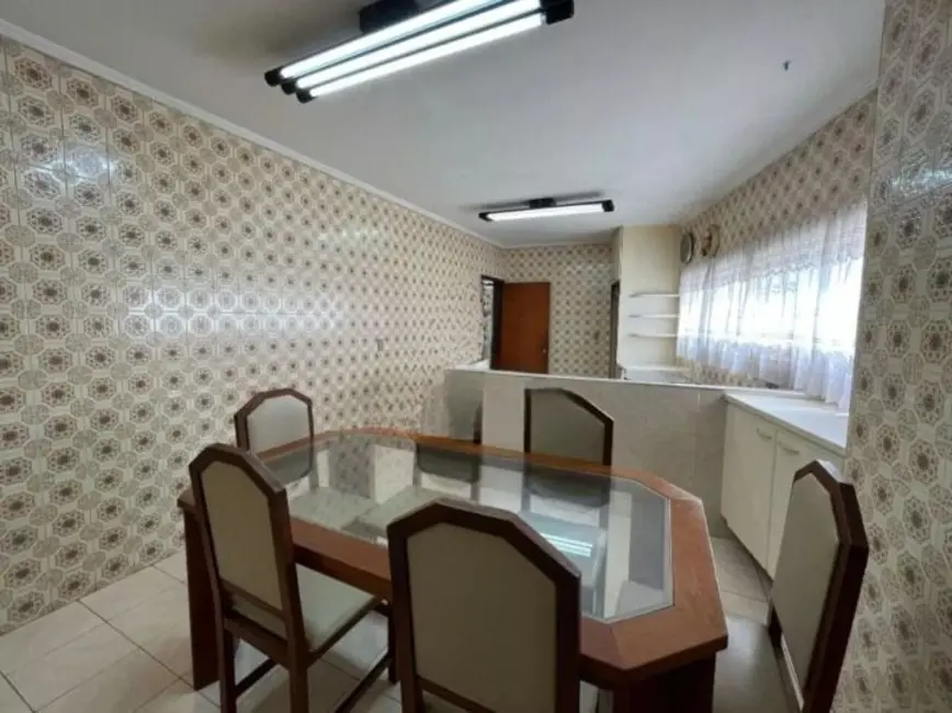 Sobrado com 3 quartos à venda e para alugar, 300m2 em Centro, Santo Andre - SP - imagem 5 Foto 5 de Sobrado com 3 quartos à venda e para alugar, 300m2 em Centro, Santo Andre - SP