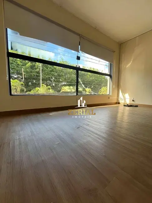 Foto 1 de Sala Comercial para alugar, 200m2 em Santo Antônio, Sao Caetano Do Sul - SP