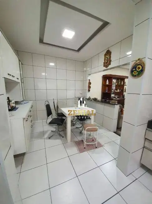 Foto 3 de Sobrado com 2 quartos à venda, 143m2 em Fundação, Sao Caetano Do Sul - SP