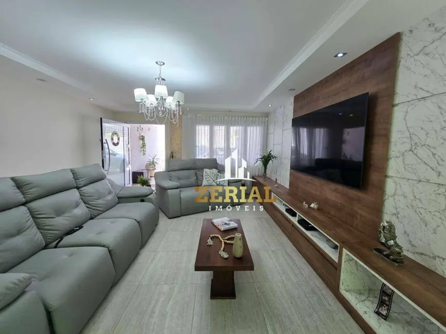 Foto 2 de Sobrado com 4 quartos à venda, 150m2 em Santa Paula, Sao Caetano Do Sul - SP