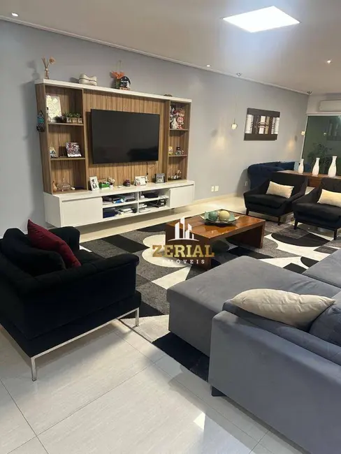 Foto 4 de Sobrado com 4 quartos à venda, 140m2 em Santa Paula, Sao Caetano Do Sul - SP