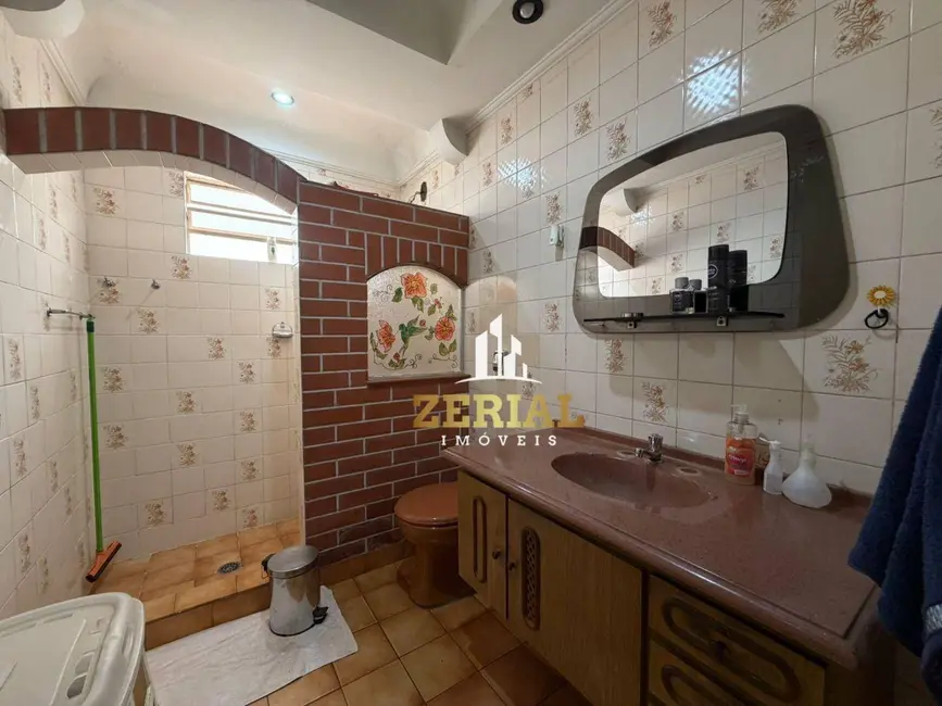 Casa com 3 quartos à venda, 200m2 em Osvaldo Cruz, Sao Caetano Do Sul - SP - imagem 8 Foto 8 de Casa com 3 quartos à venda, 200m2 em Osvaldo Cruz, Sao Caetano Do Sul - SP
