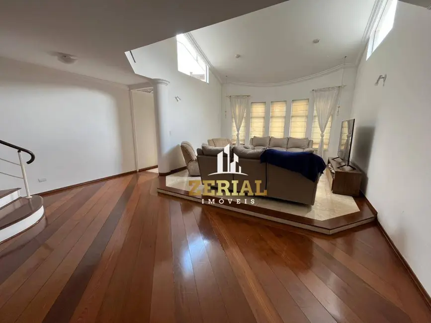 Foto 1 de Sobrado com 4 quartos à venda e para alugar, 500m2 em Jardim, Santo Andre - SP