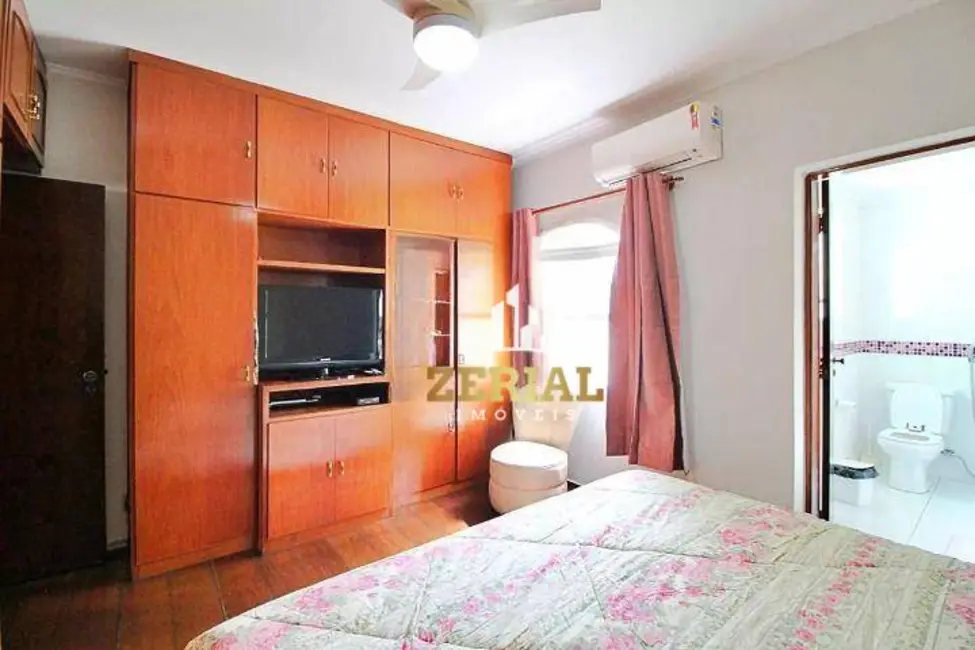 Foto 4 de Sobrado com 3 quartos à venda e para alugar, 185m2 em Campestre, Santo Andre - SP