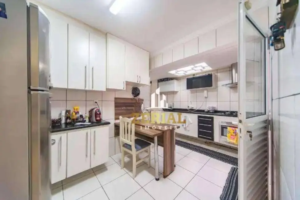 Foto 5 de Sobrado com 5 quartos para alugar, 164m2 em Mauá, Sao Caetano Do Sul - SP