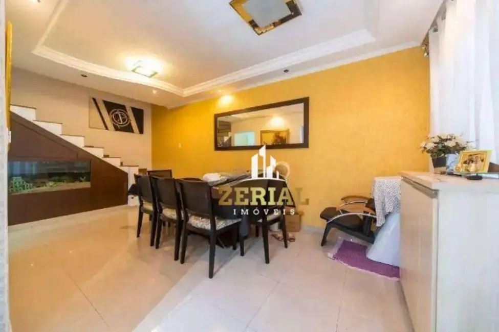 Foto 4 de Sobrado com 5 quartos para alugar, 164m2 em Mauá, Sao Caetano Do Sul - SP