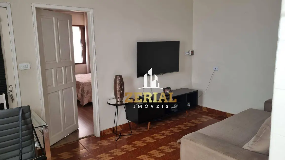 Casa com 2 quartos à venda, 142m2 em Olímpico, Sao Caetano Do Sul - SP - imagem 1 Foto 1 de Casa com 2 quartos à venda, 142m2 em Olímpico, Sao Caetano Do Sul - SP