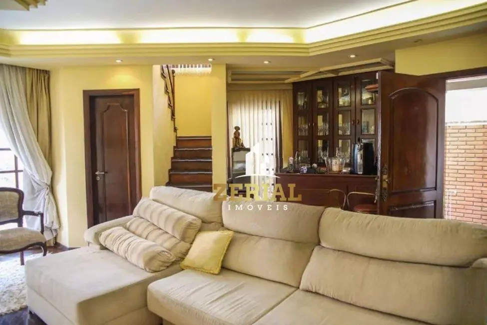 Foto 2 de Sobrado com 3 quartos à venda, 245m2 em Cerâmica, Sao Caetano Do Sul - SP