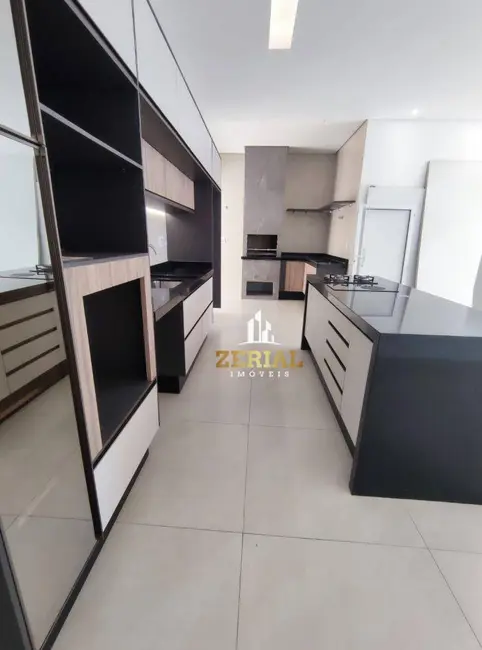 Foto 5 de Sobrado com 3 quartos à venda, 200m2 em Santa Maria, Sao Caetano Do Sul - SP