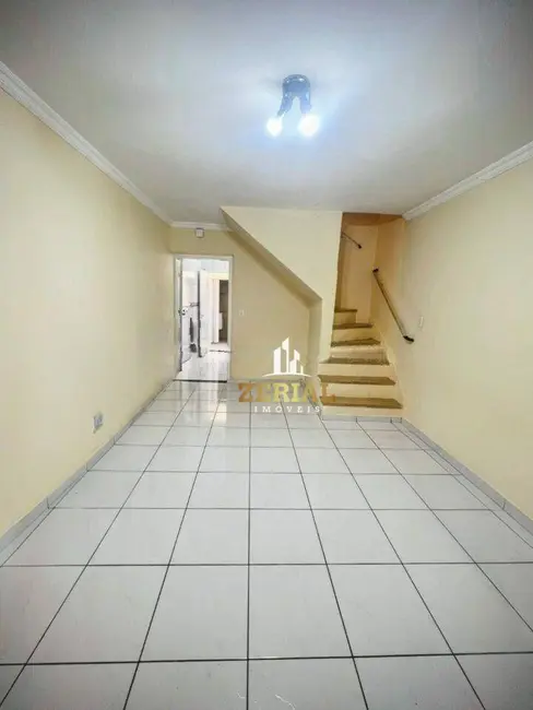 Foto 1 de Sobrado com 2 quartos para alugar, 74m2 em Cerâmica, Sao Caetano Do Sul - SP