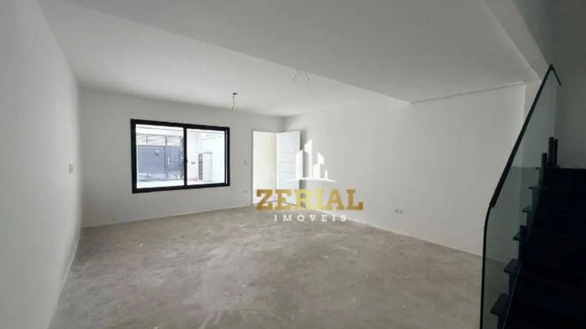 Sobrado com 3 quartos à venda, 125m2 em Olímpico, Sao Caetano Do Sul - SP - imagem 2 Foto 2 de Sobrado com 3 quartos à venda, 125m2 em Olímpico, Sao Caetano Do Sul - SP