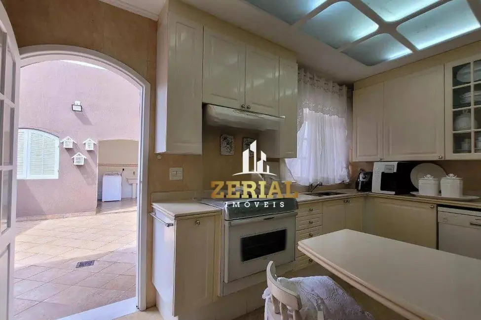 Foto 9 de Sobrado com 3 quartos à venda, 175m2 em Santa Paula, Sao Caetano Do Sul - SP