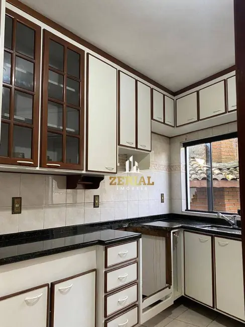 Foto 3 de Sobrado com 3 quartos à venda e para alugar, 250m2 em Vila Zelina, São Paulo - SP