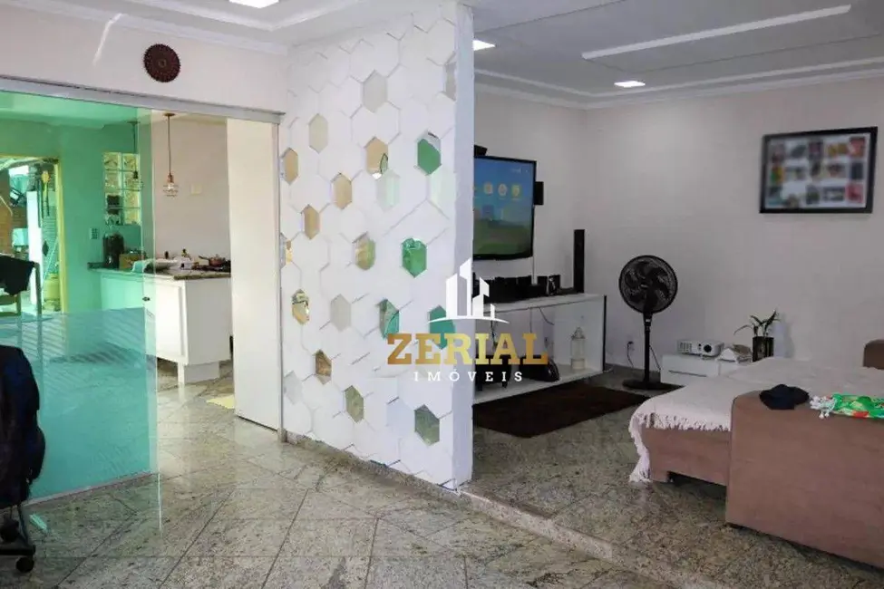 Foto 1 de Sobrado com 3 quartos para alugar, 446m2 em Sao Caetano Do Sul - SP