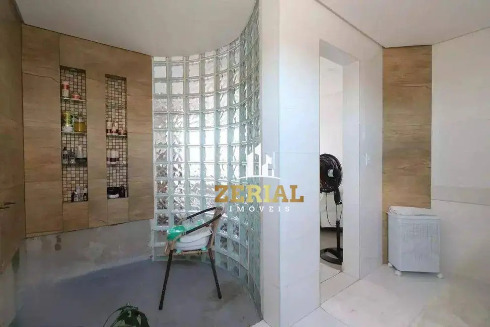 Sobrado com 4 quartos à venda, 490m2 em Osvaldo Cruz, Sao Caetano Do Sul - SP - imagem 7 Foto 7 de Sobrado com 4 quartos à venda, 490m2 em Osvaldo Cruz, Sao Caetano Do Sul - SP