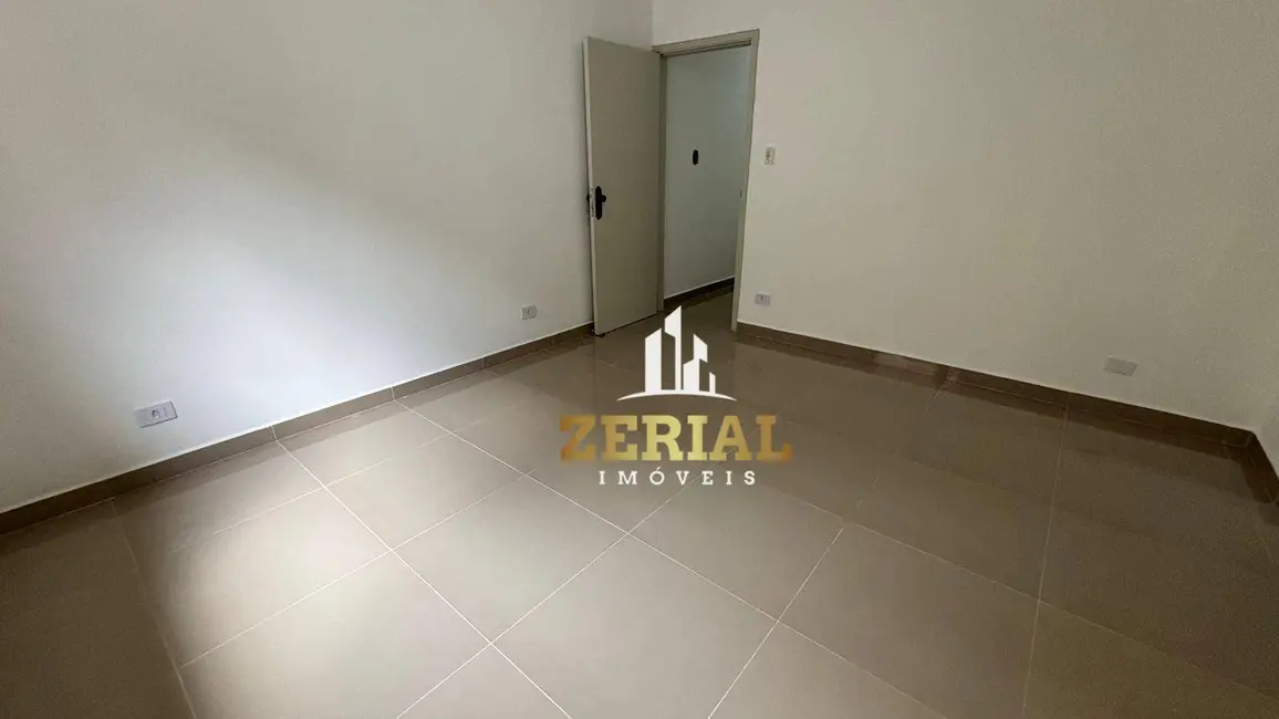 Foto 9 de Casa com 2 quartos para alugar, 180m2 em Jardim São Caetano, Sao Caetano Do Sul - SP
