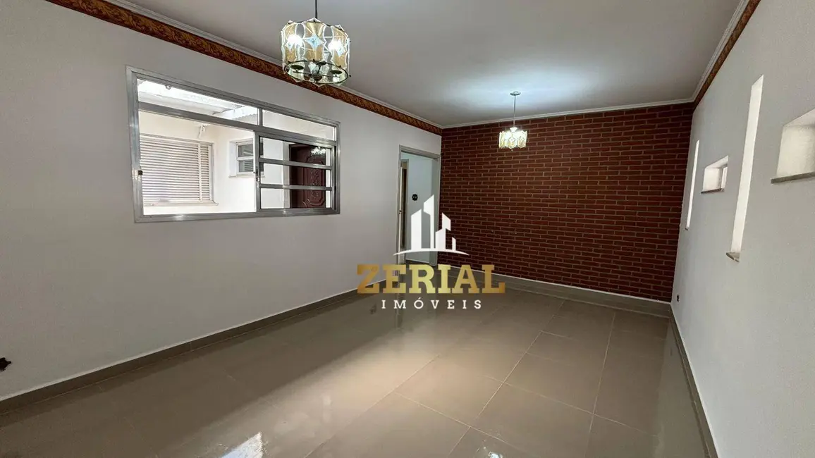 Foto 1 de Casa com 2 quartos para alugar, 180m2 em Jardim São Caetano, Sao Caetano Do Sul - SP