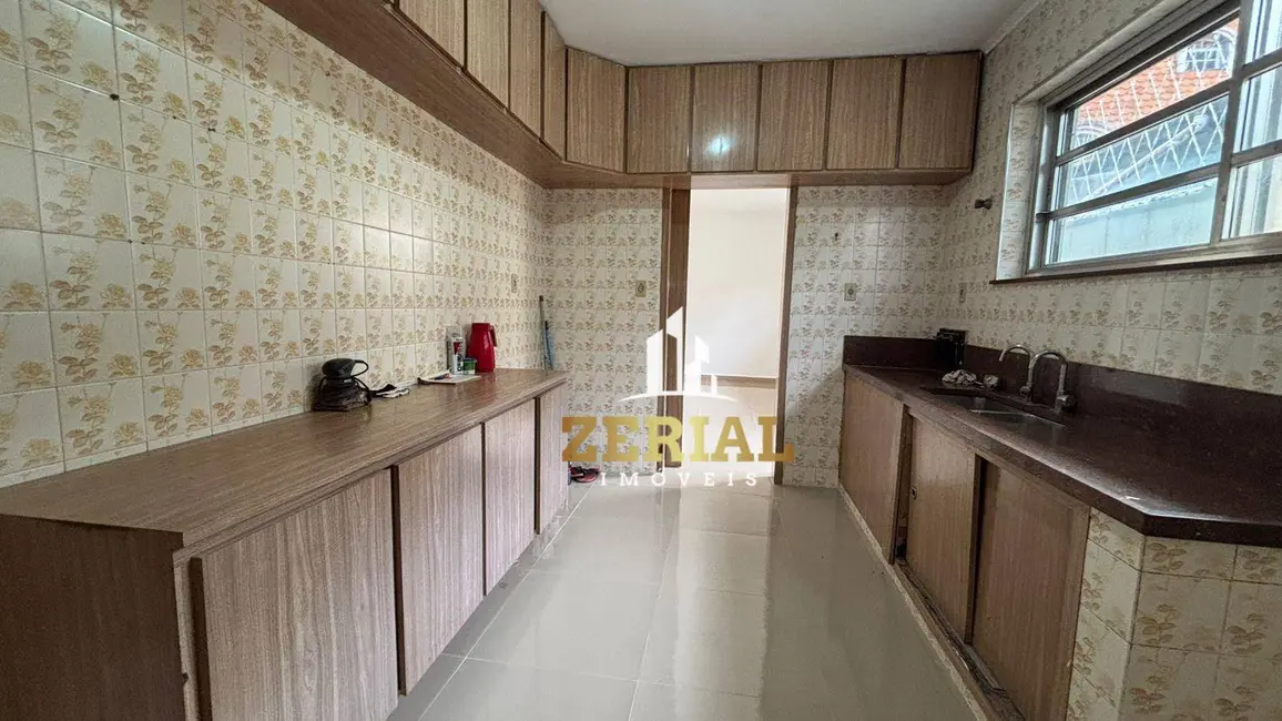 Foto 4 de Casa com 2 quartos para alugar, 180m2 em Jardim São Caetano, Sao Caetano Do Sul - SP