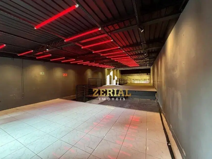 Foto 1 de Sala Comercial para alugar, 380m2 em Santo Antônio, Sao Caetano Do Sul - SP
