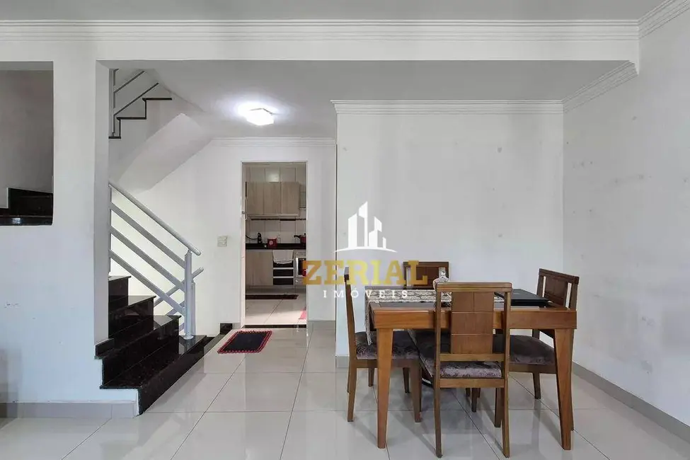 Foto 3 de Sobrado com 3 quartos para alugar, 123m2 em Santa Maria, Santo Andre - SP