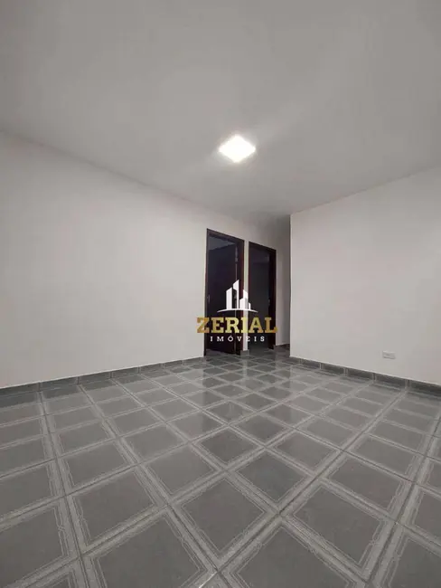 Foto 2 de Casa com 2 quartos para alugar, 141m2 em Sao Caetano Do Sul - SP
