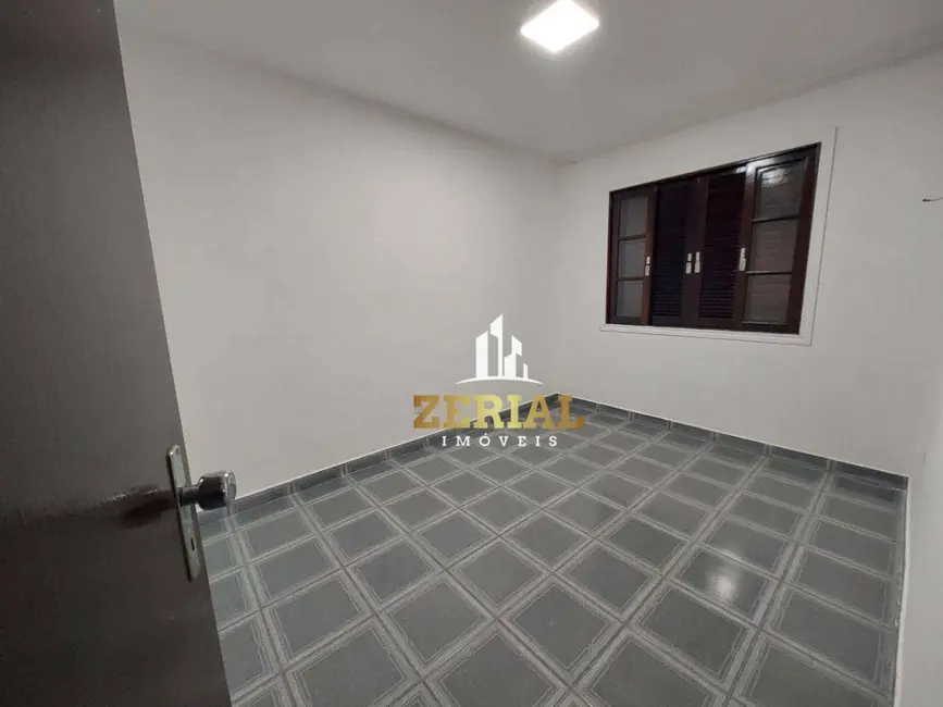 Foto 8 de Casa com 2 quartos para alugar, 141m2 em Sao Caetano Do Sul - SP