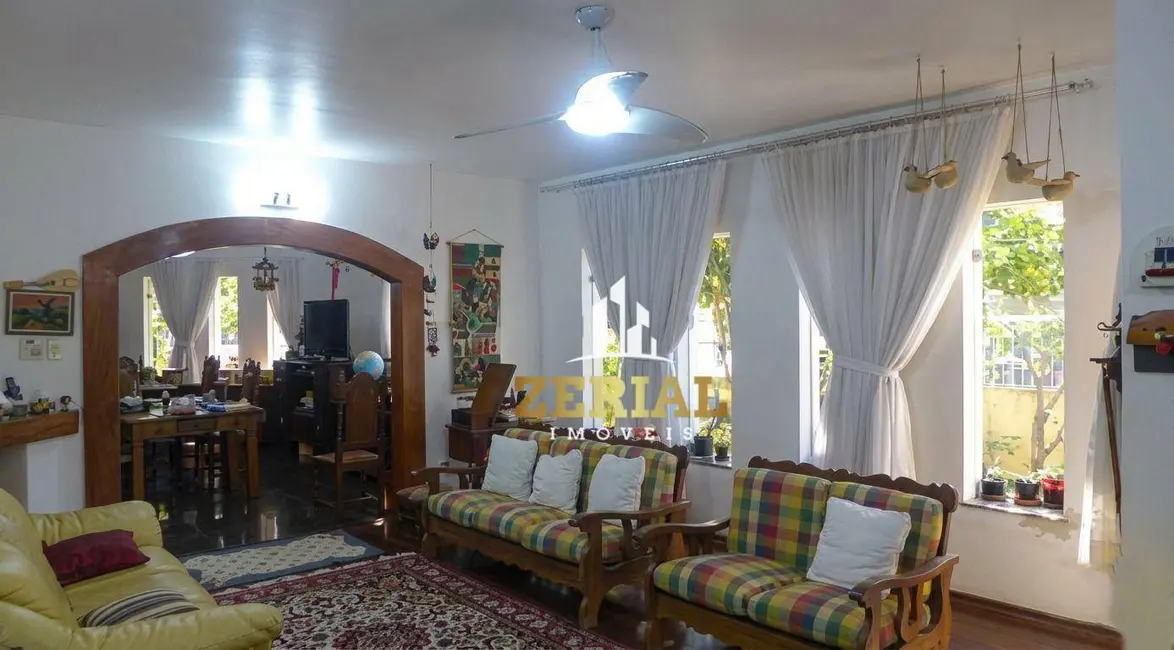 Foto 1 de Sobrado com 4 quartos para alugar, 483m2 em Jardim São Caetano, Sao Caetano Do Sul - SP