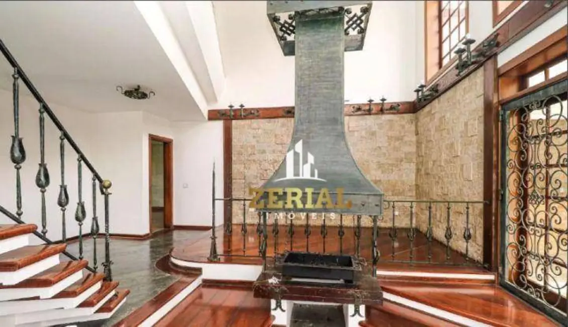 Foto 2 de Sobrado com 5 quartos à venda e para alugar, 359m2 em Jardim São Caetano, Sao Caetano Do Sul - SP