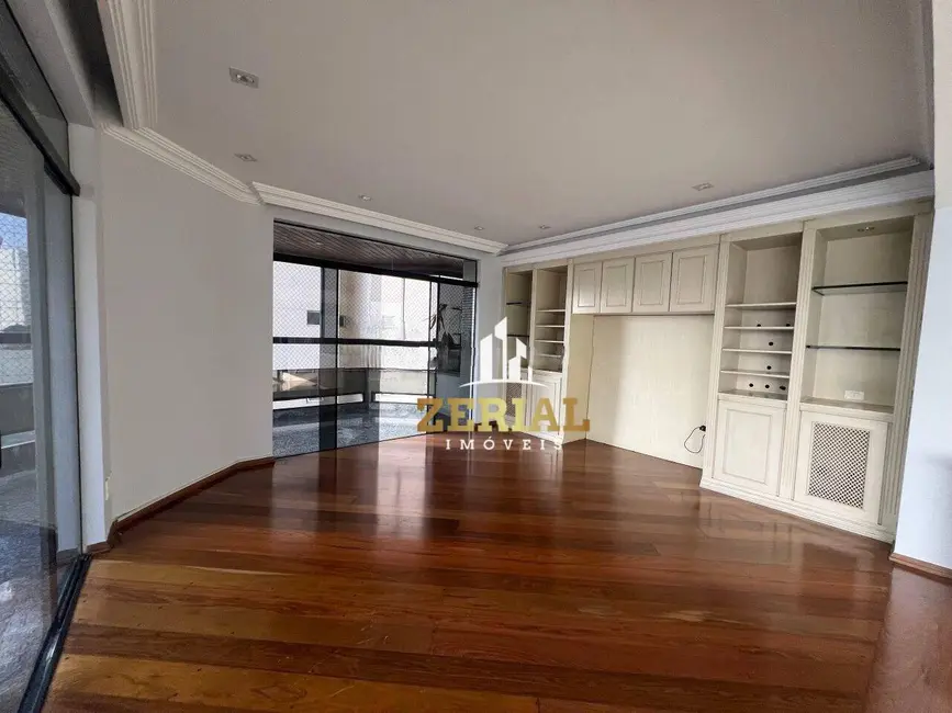 Foto 1 de Apartamento com 4 quartos para alugar, 225m2 em Santo Antônio, Sao Caetano Do Sul - SP