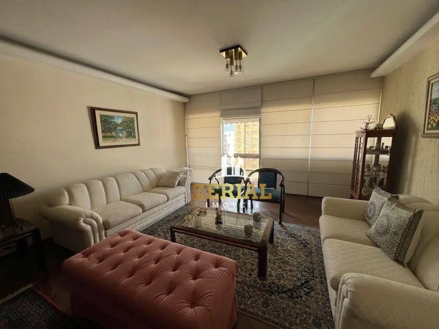 Foto 3 de Apartamento com 4 quartos para alugar, 186m2 em Santo Antônio, Sao Caetano Do Sul - SP