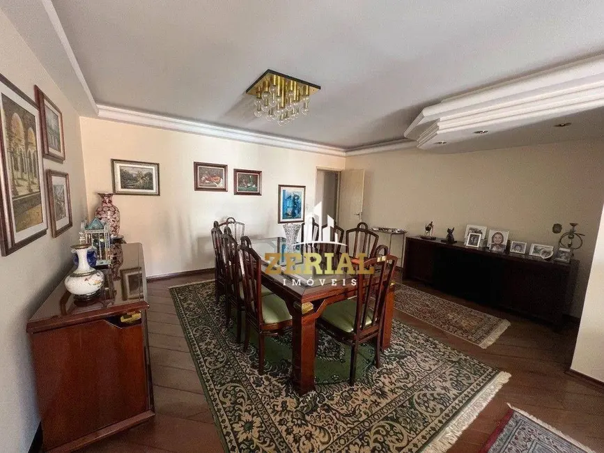 Foto 2 de Apartamento com 4 quartos para alugar, 186m2 em Santo Antônio, Sao Caetano Do Sul - SP