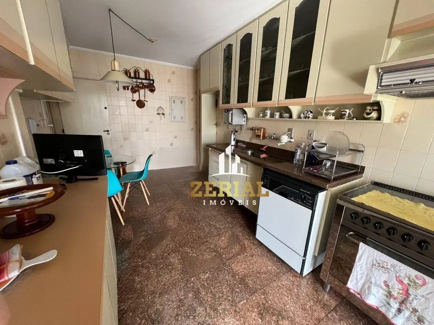 Foto 5 de Apartamento com 4 quartos para alugar, 186m2 em Santo Antônio, Sao Caetano Do Sul - SP