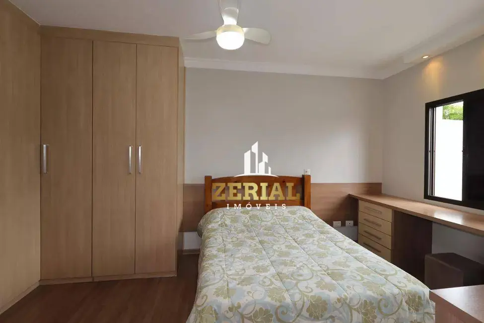Foto 8 de Sobrado com 3 quartos à venda, 131m2 em Vila Pinheirinho, Santo Andre - SP
