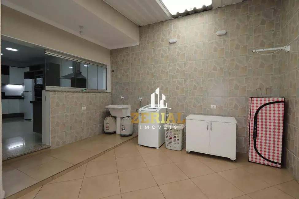 Foto 6 de Sobrado com 3 quartos à venda, 131m2 em Vila Pinheirinho, Santo Andre - SP