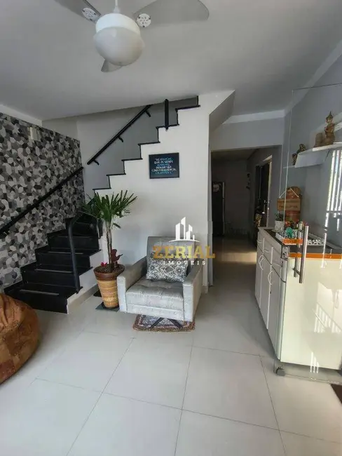 Foto 3 de Sobrado com 3 quartos à venda, 135m2 em Olímpico, Sao Caetano Do Sul - SP