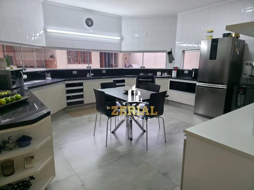 Foto 9 de Sobrado com 4 quartos à venda, 373m2 em Jardim São Caetano, Sao Caetano Do Sul - SP