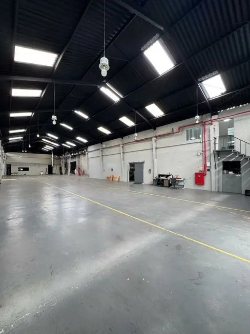 Armazém / Galpão para alugar, 1500m2 em Barcelona, Sao Caetano Do Sul - SP - imagem 1 Foto 1 de Armazém / Galpão para alugar, 1500m2 em Barcelona, Sao Caetano Do Sul - SP