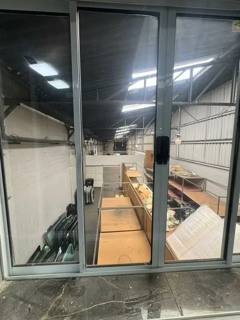 Armazém / Galpão para alugar, 1500m2 em Barcelona, Sao Caetano Do Sul - SP - imagem 8 Foto 8 de Armazém / Galpão para alugar, 1500m2 em Barcelona, Sao Caetano Do Sul - SP