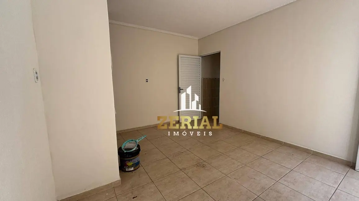 Sobrado com 4 quartos para alugar, 235m2 em Osvaldo Cruz, Sao Caetano Do Sul - SP - imagem 8 Foto 8 de Sobrado com 4 quartos para alugar, 235m2 em Osvaldo Cruz, Sao Caetano Do Sul - SP