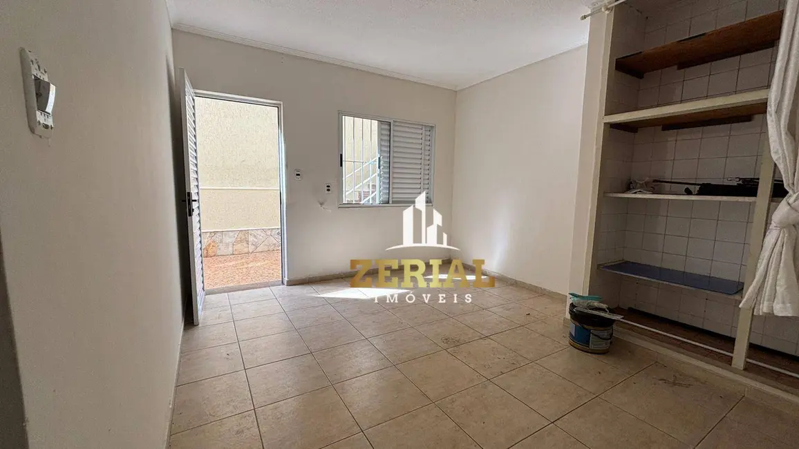 Sobrado com 4 quartos para alugar, 235m2 em Osvaldo Cruz, Sao Caetano Do Sul - SP - imagem 7 Foto 7 de Sobrado com 4 quartos para alugar, 235m2 em Osvaldo Cruz, Sao Caetano Do Sul - SP