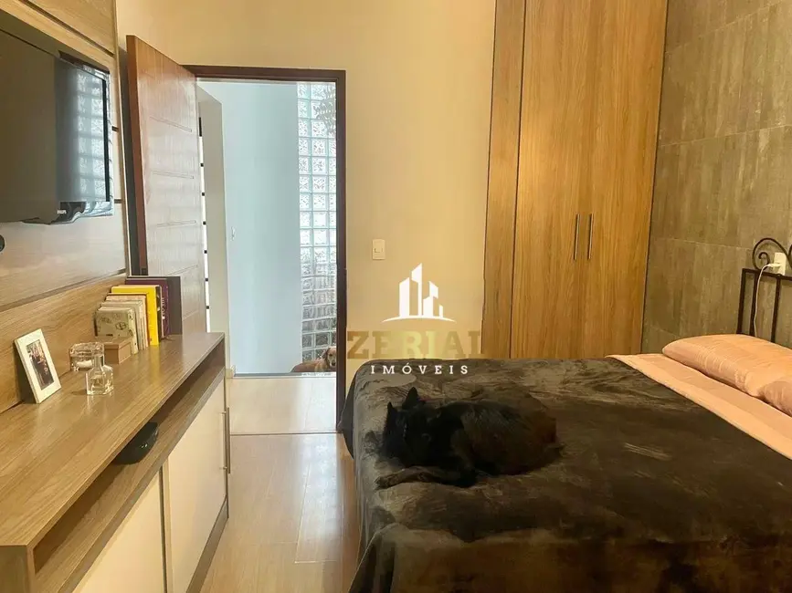 Casa com 2 quartos à venda, 101m2 em Centro, Sao Caetano Do Sul - SP - imagem 8 Foto 8 de Casa com 2 quartos à venda, 101m2 em Centro, Sao Caetano Do Sul - SP