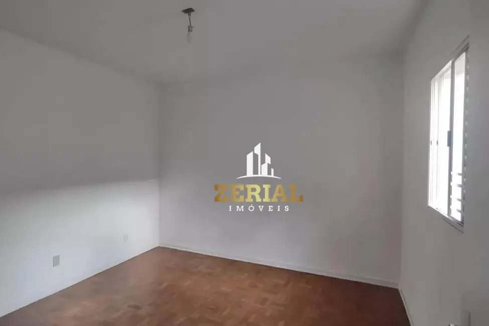 Sobrado com 3 quartos para alugar, 127m2 em Cerâmica, Sao Caetano Do Sul - SP - imagem 3 Foto 3 de Sobrado com 3 quartos para alugar, 127m2 em Cerâmica, Sao Caetano Do Sul - SP