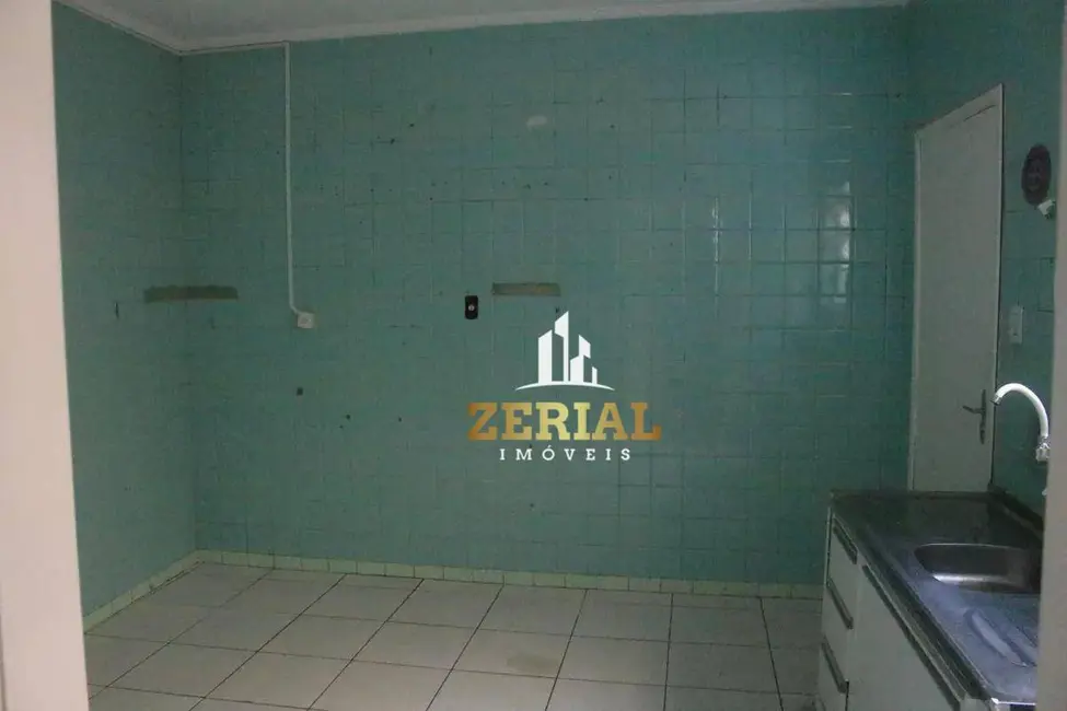 Sobrado com 3 quartos para alugar, 127m2 em Cerâmica, Sao Caetano Do Sul - SP - imagem 8 Foto 8 de Sobrado com 3 quartos para alugar, 127m2 em Cerâmica, Sao Caetano Do Sul - SP