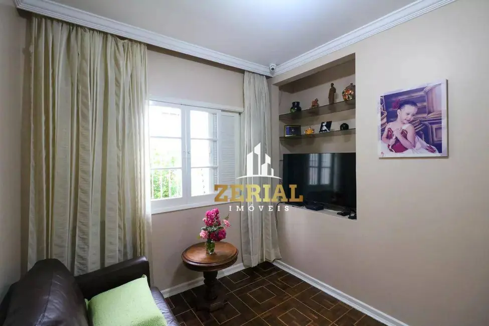 Casa com 4 quartos à venda, 388m2 em Jardim São Caetano, Sao Caetano Do Sul - SP - imagem 3 Foto 3 de Casa com 4 quartos à venda, 388m2 em Jardim São Caetano, Sao Caetano Do Sul - SP