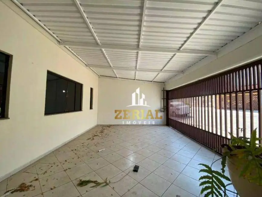Sobrado com 4 quartos para alugar, 152m2 em Osvaldo Cruz, Sao Caetano Do Sul - SP - imagem 1 Foto 1 de Sobrado com 4 quartos para alugar, 152m2 em Osvaldo Cruz, Sao Caetano Do Sul - SP