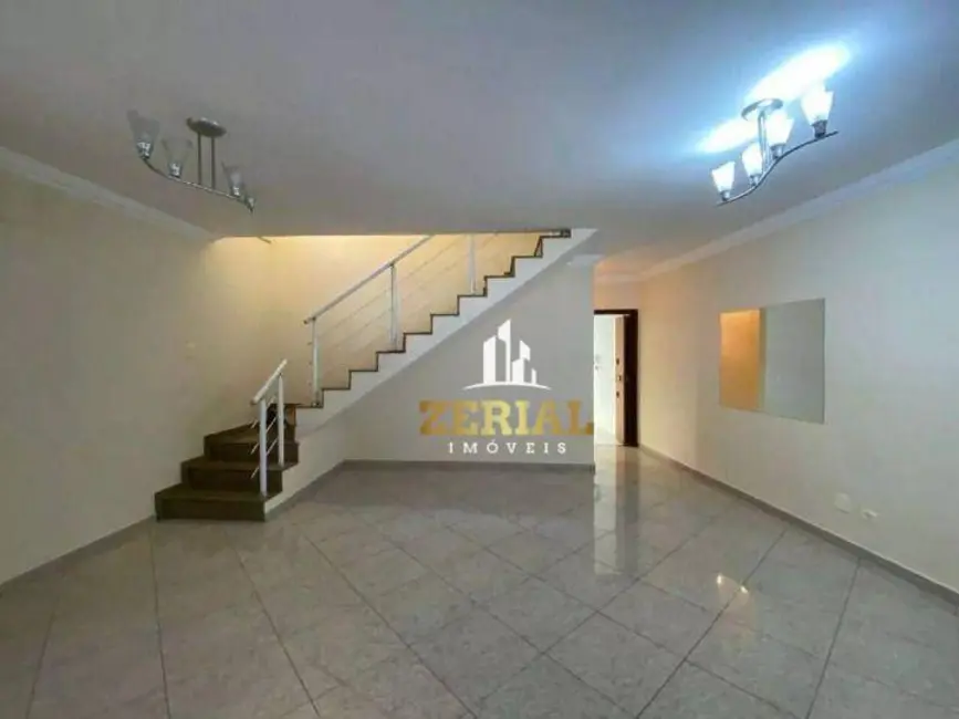Sobrado com 4 quartos para alugar, 152m2 em Osvaldo Cruz, Sao Caetano Do Sul - SP - imagem 2 Foto 2 de Sobrado com 4 quartos para alugar, 152m2 em Osvaldo Cruz, Sao Caetano Do Sul - SP